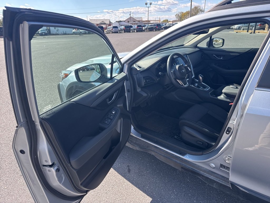 Certified 2025 Subaru Outback Premium image 14