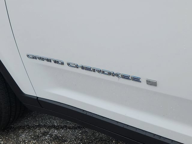 Used 2023 Jeep Grand Cherokee 4WD 4xe w/ Luxury Tech Group II image 31
