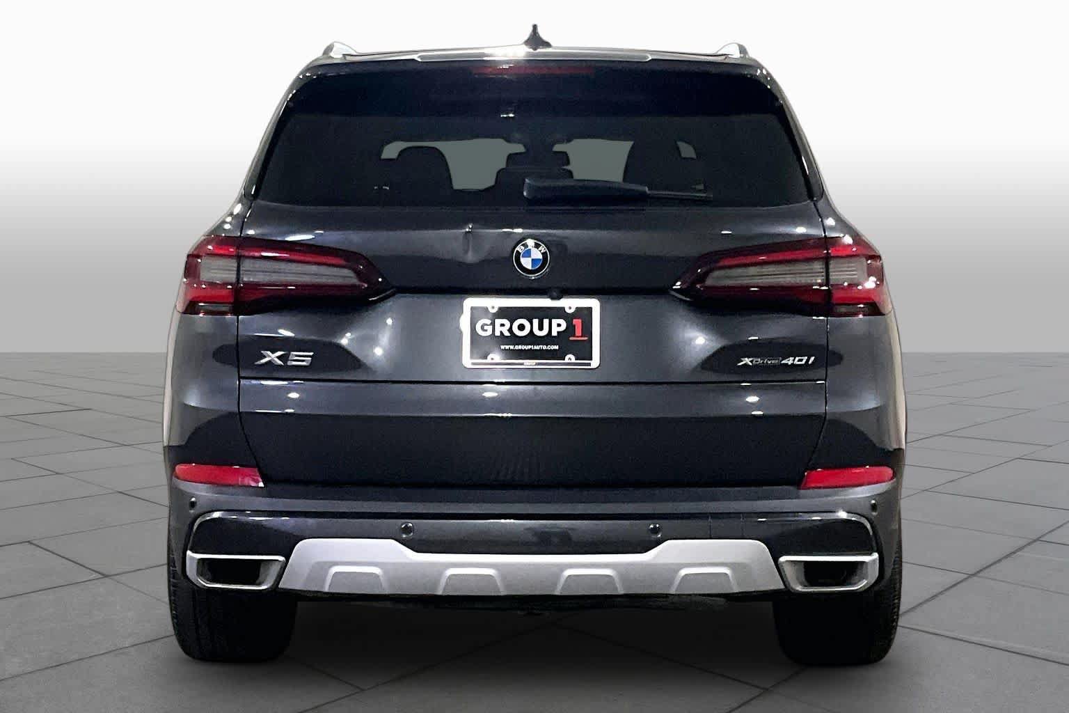 Certified 2023 BMW X5 xDrive40i w/ Premium Package AWD/4WD image 4