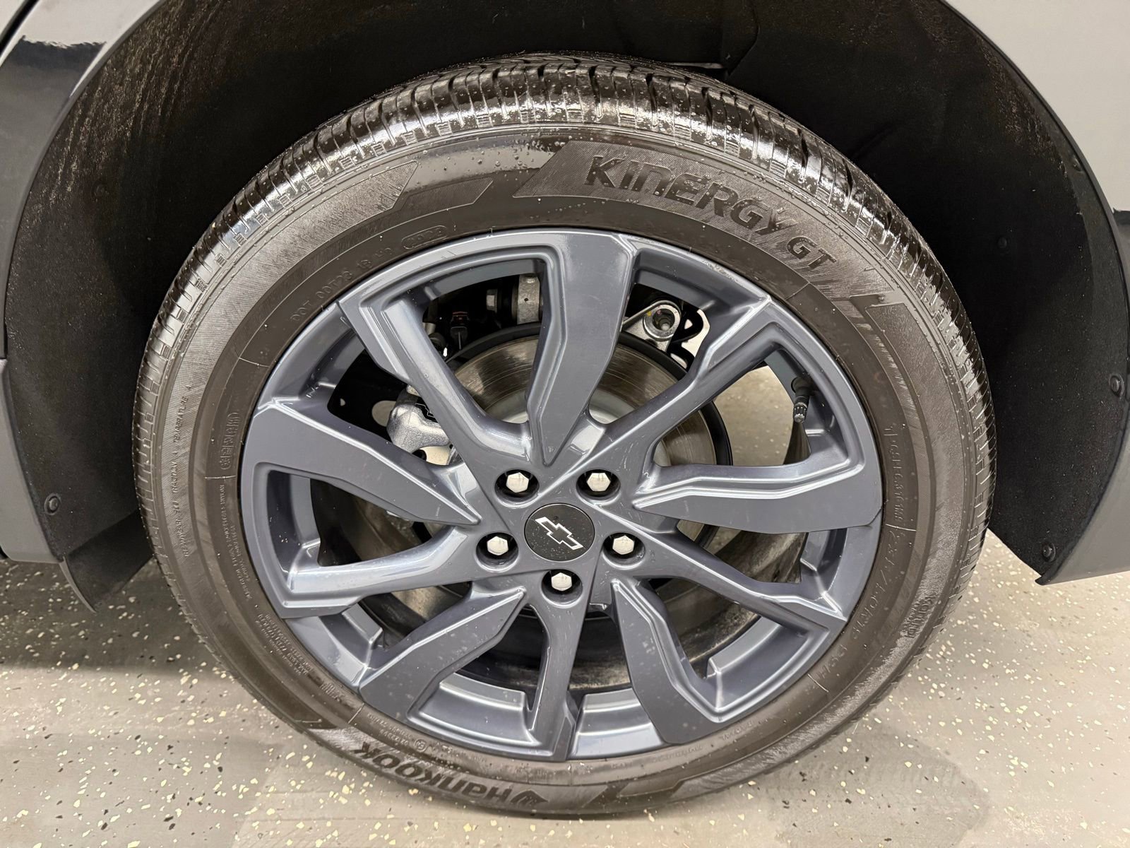 Used 2024 Chevrolet Equinox RS image 19