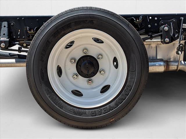 New 2024 Chevrolet Low Cab Forward image 10