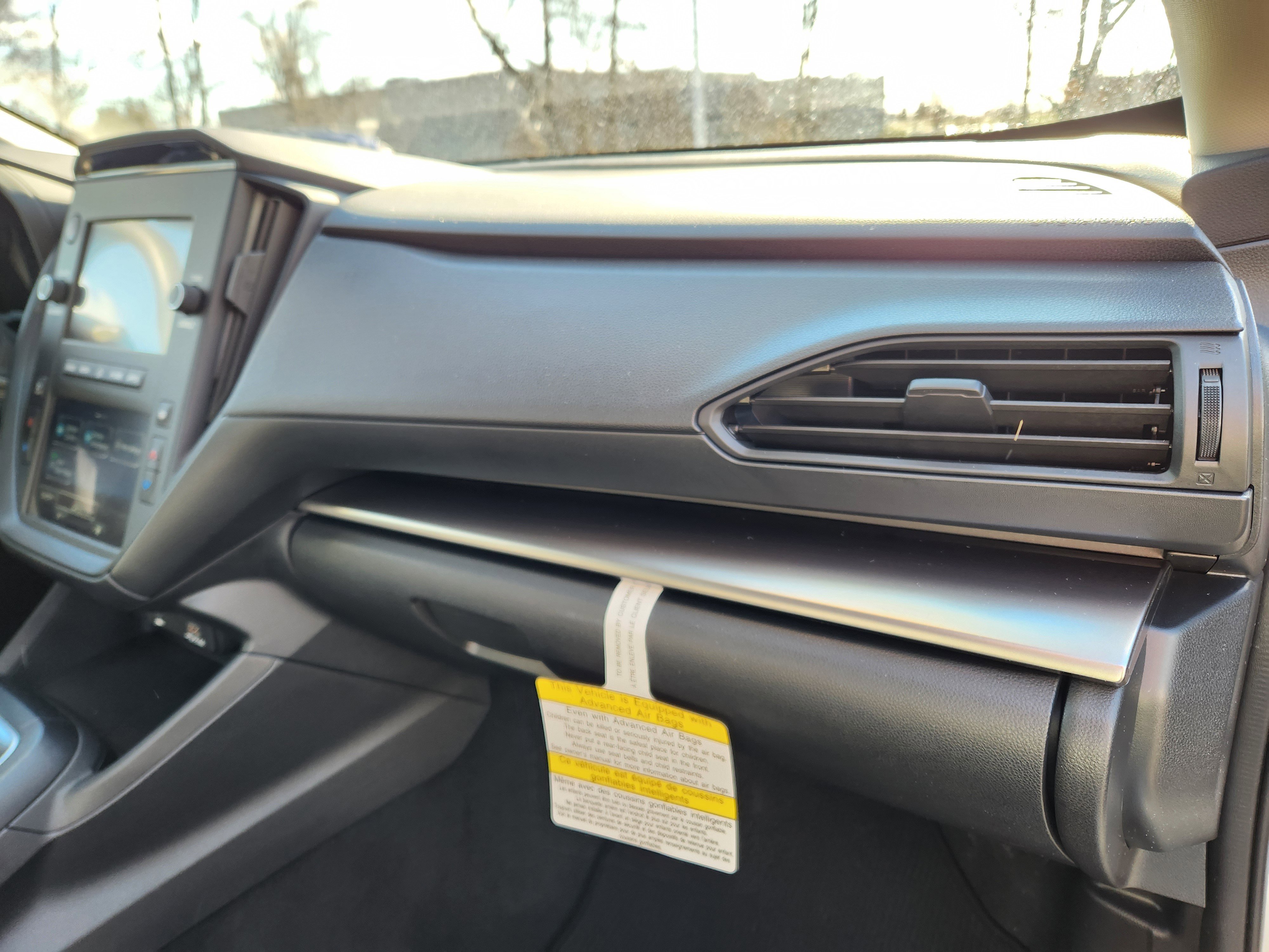 Certified 2025 Subaru Impreza 2.0i image 17