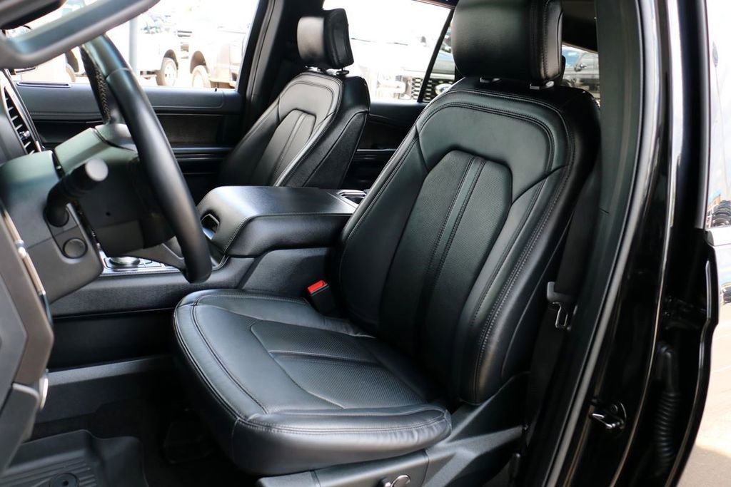 Used 2020 Ford Expedition Limited w/ Equipment Group 301A AWD/4WD image 22