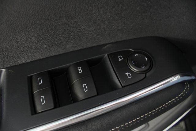 New 2026 GMC Acadia Elevation image 16