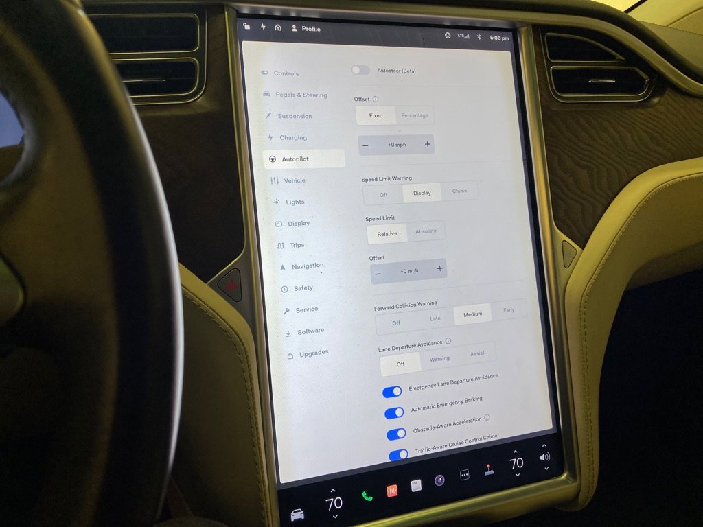 Used 2018 Tesla Model X AWD/4WD image 33
