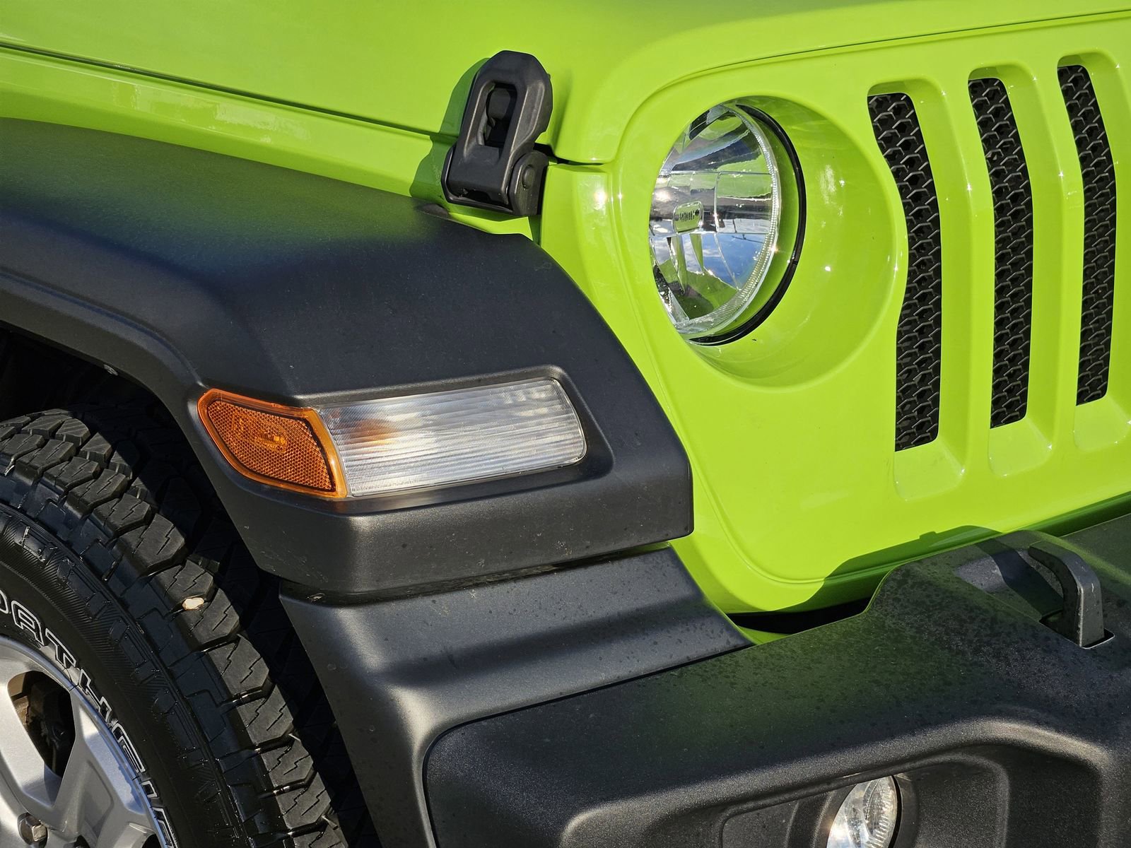 Used 2021 Jeep Wrangler Unlimited Sport image 9