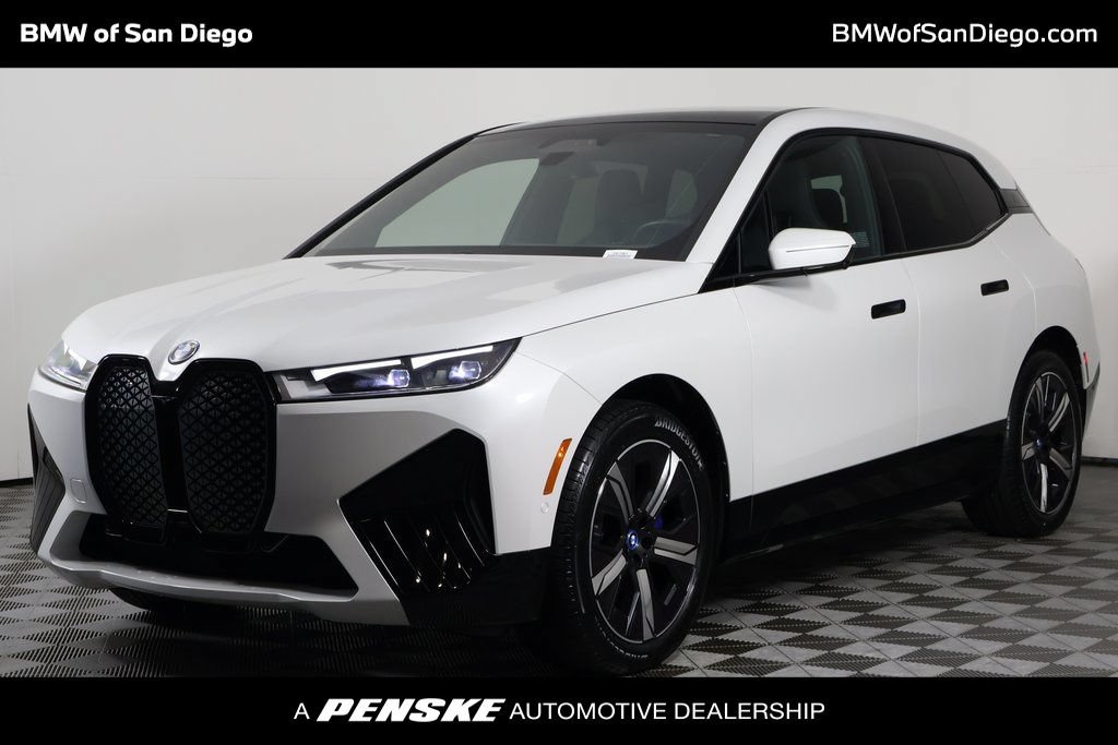 Certified 2025 BMW iX xDrive50 AWD/4WD image 1