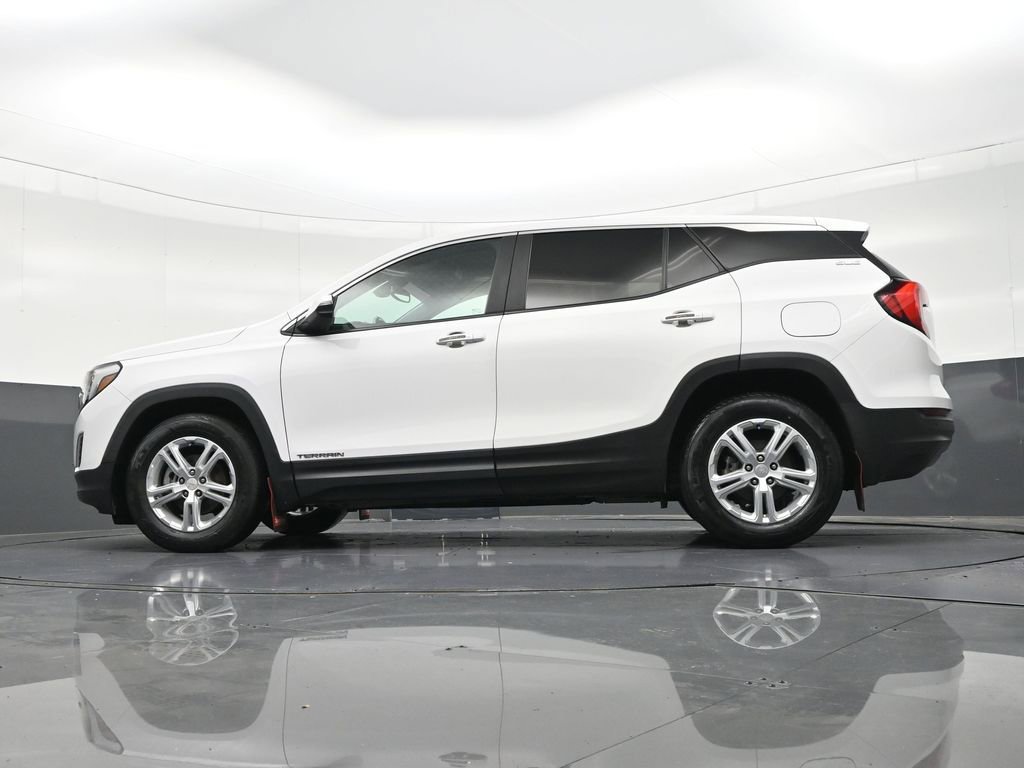Used 2021 GMC Terrain SLE image 24