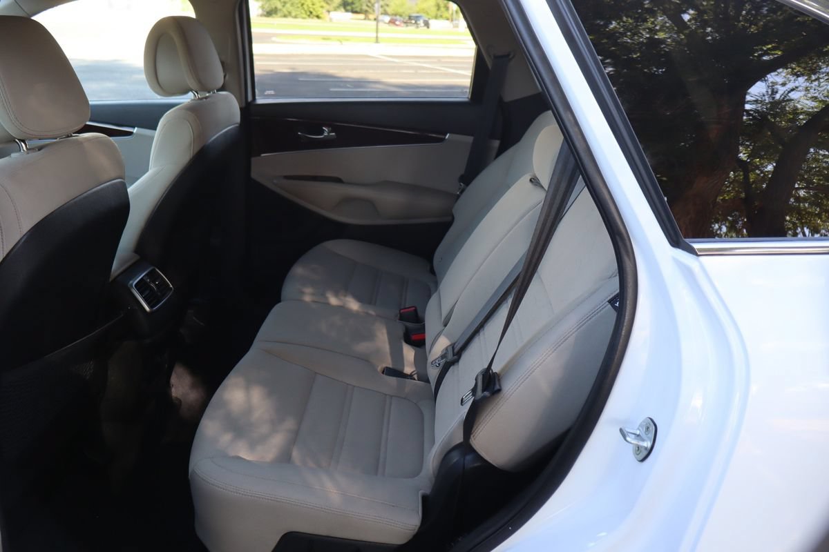 Used 2016 Kia Sorento LX AWD/4WD image 20