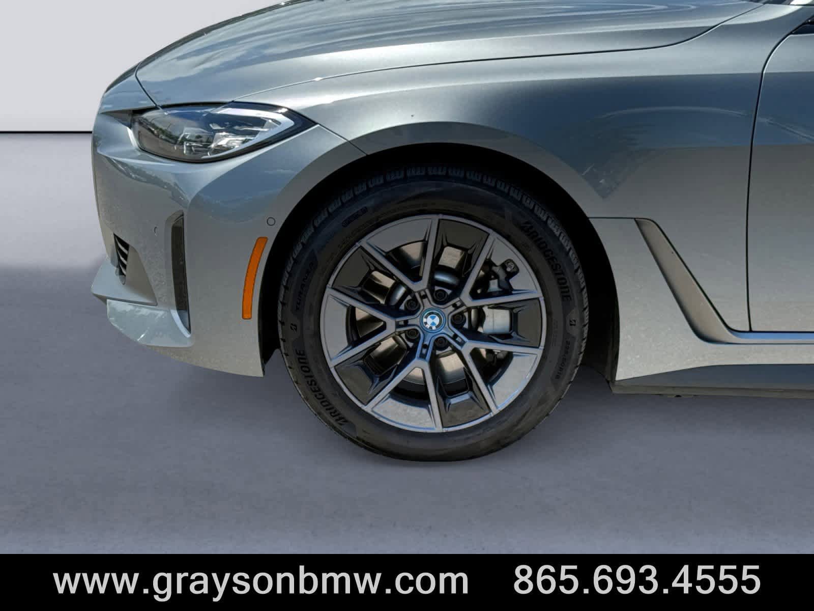 Used 2023 BMW i4 eDrive35 w/ Premium Package RWD image 9