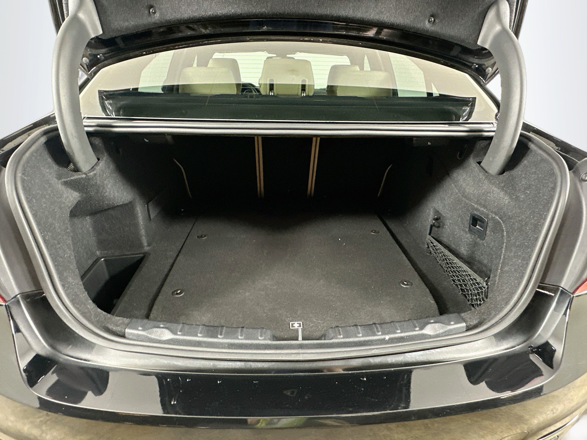 Used 2018 BMW 330e RWD image 30