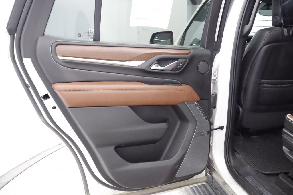 Used 2023 GMC Yukon Denali Ultimate AWD/4WD image 23
