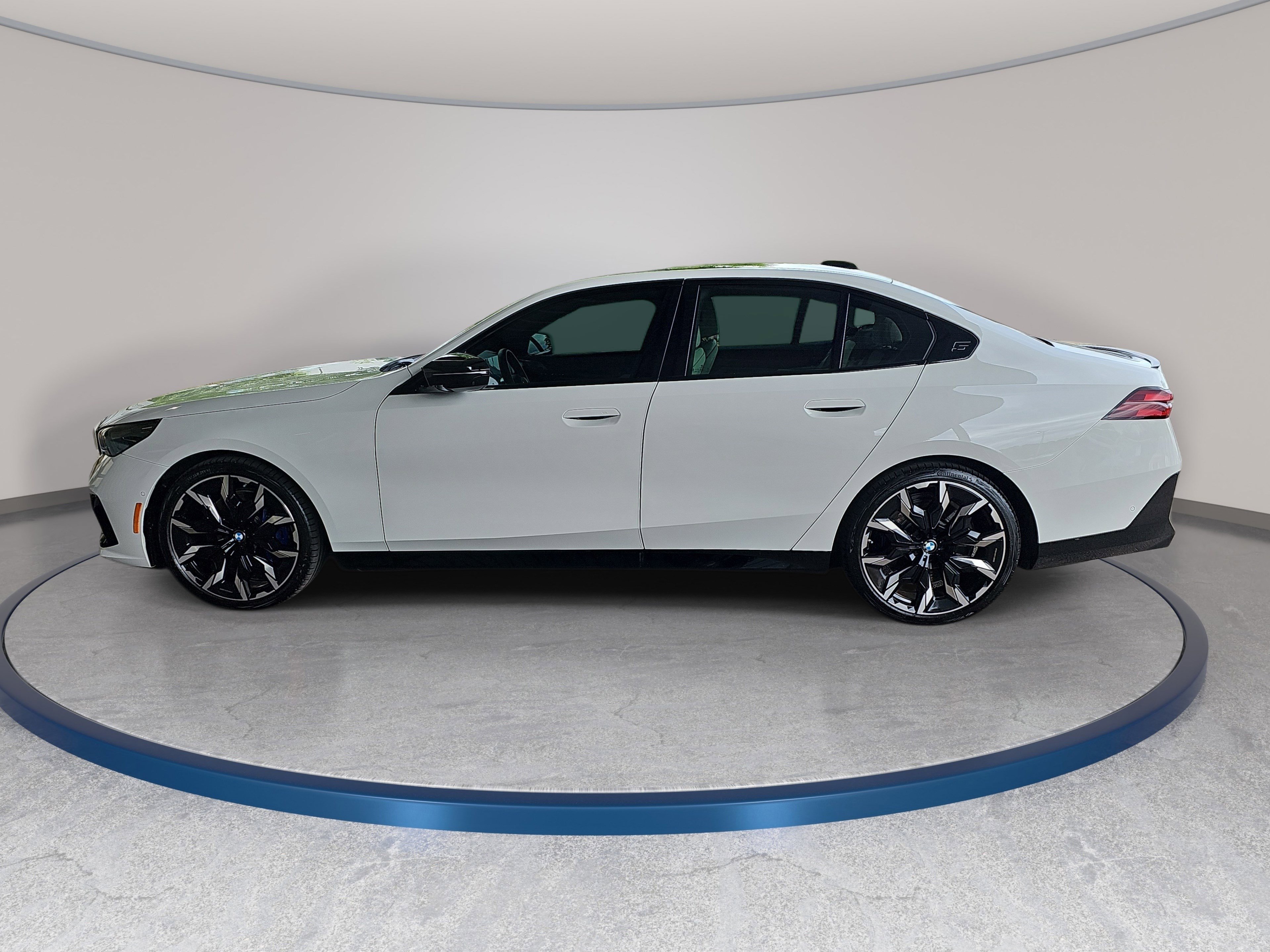 Certified 2025 BMW i5 M60 AWD/4WD image 9