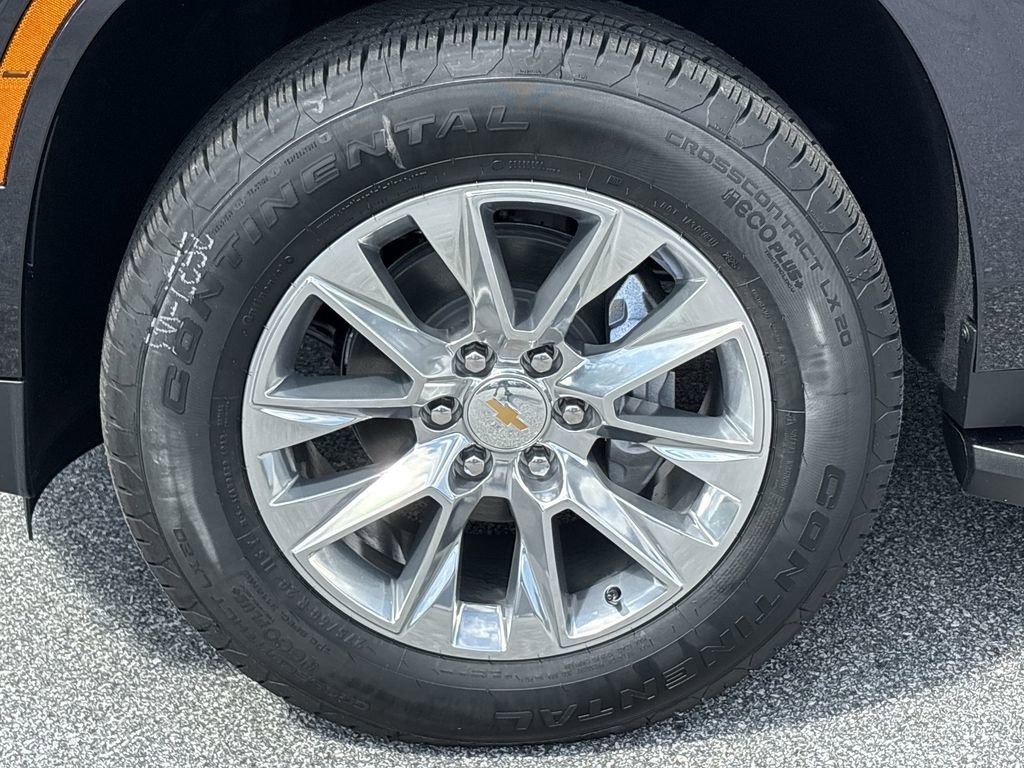 New 2025 Chevrolet Suburban Premier image 34