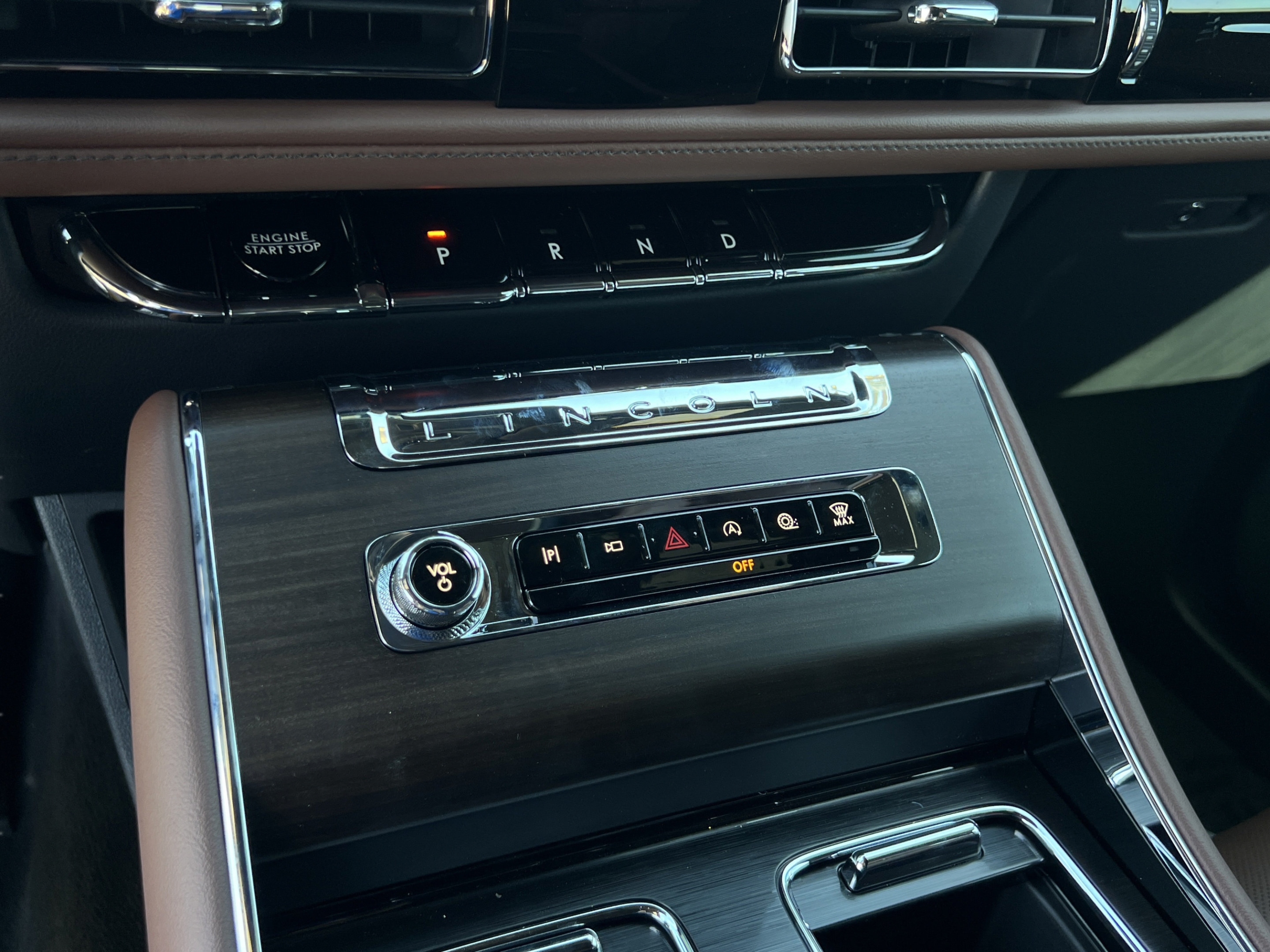 New 2026 Lincoln Aviator Reserve AWD/4WD image 16