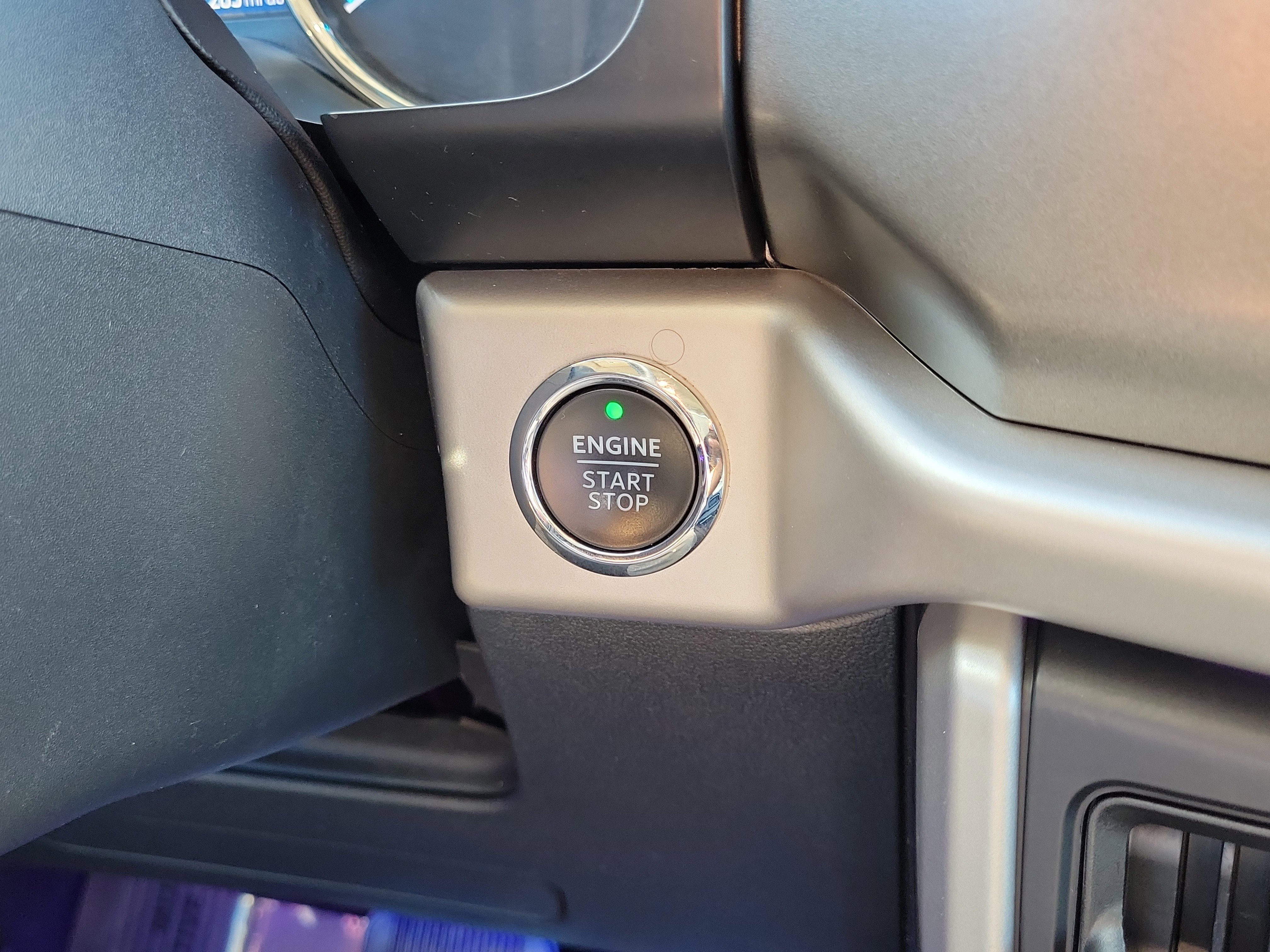 Used 2023 Ford Expedition Max XLT image 16