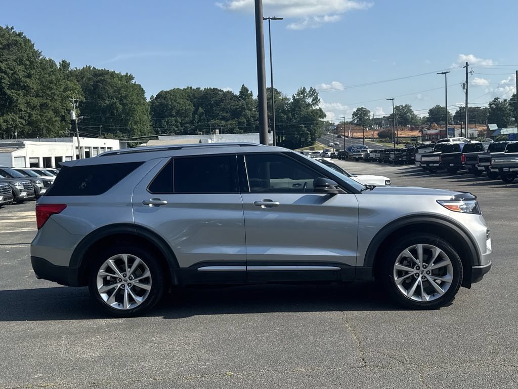 Used 2023 Ford Explorer Platinum w/ Technology Package AWD/4WD image 8