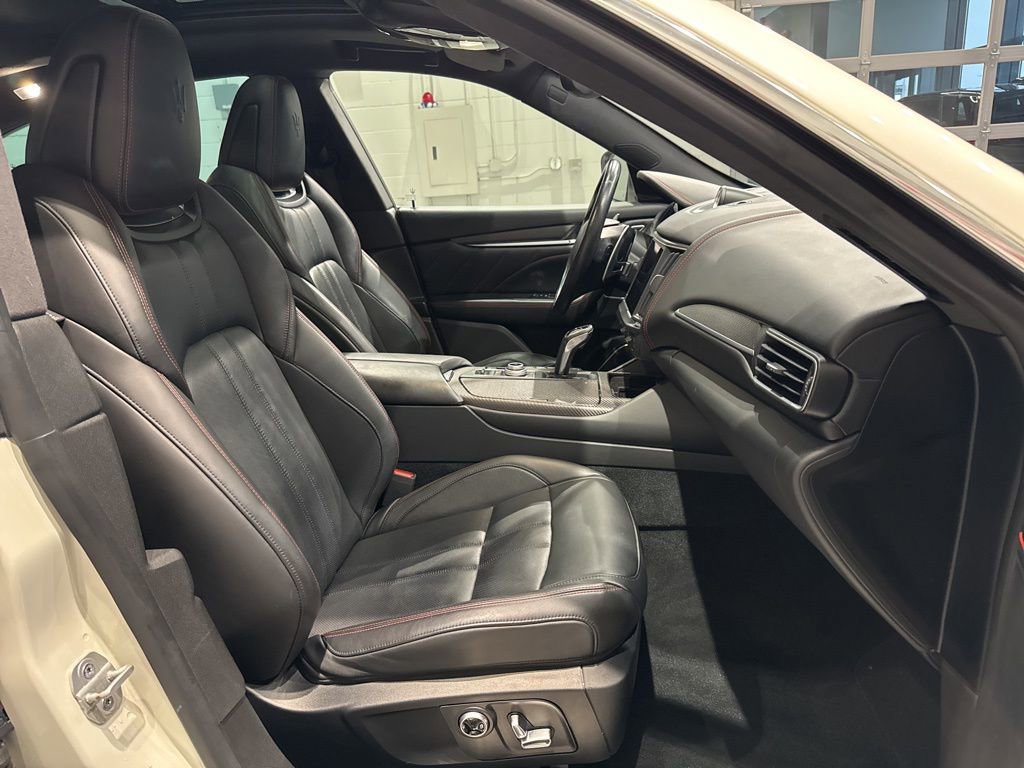 Used 2021 Maserati Levante GranSport image 45