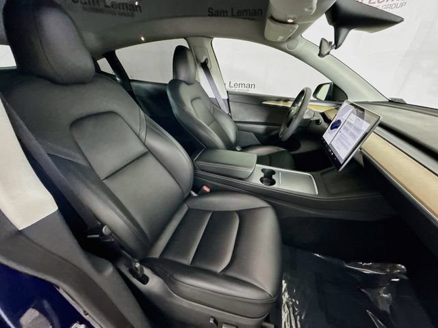 Used 2023 Tesla Model Y Long Range AWD/4WD image 27