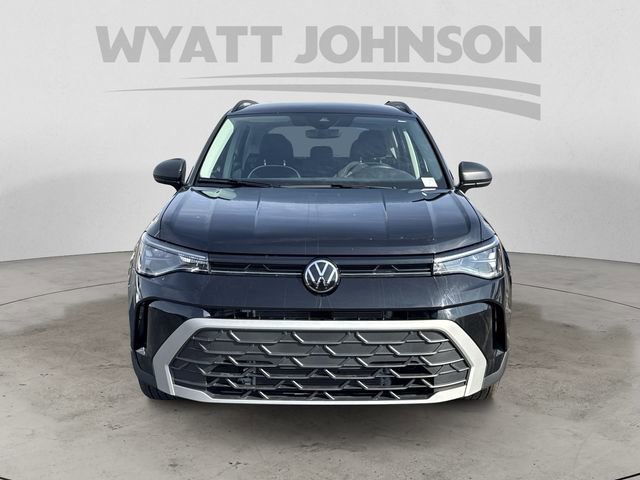 Used 2025 Volkswagen Taos S image 8