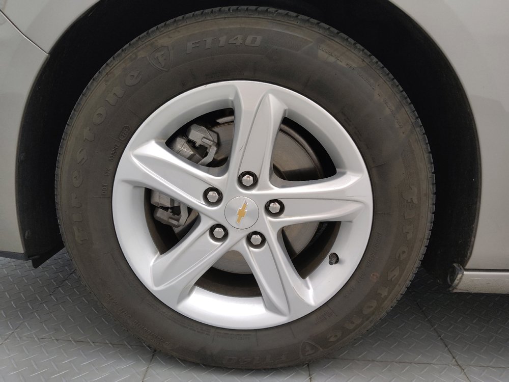 Used 2023 Chevrolet Malibu LS FWD image 31