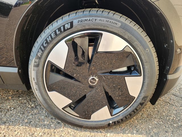 New 2026 Volvo EX30 Ultra w/ Protection Package AWD/4WD image 18