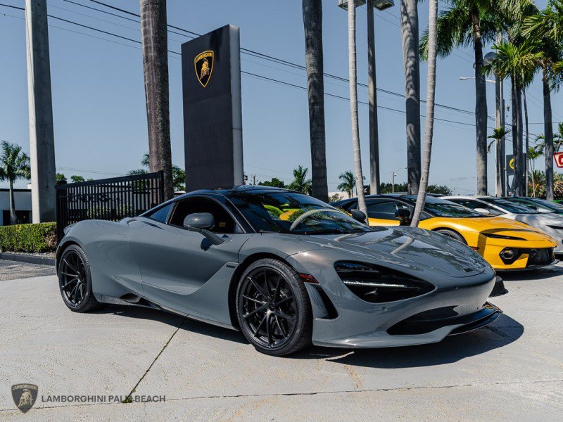 Used 2026 McLaren 750S RWD image 8