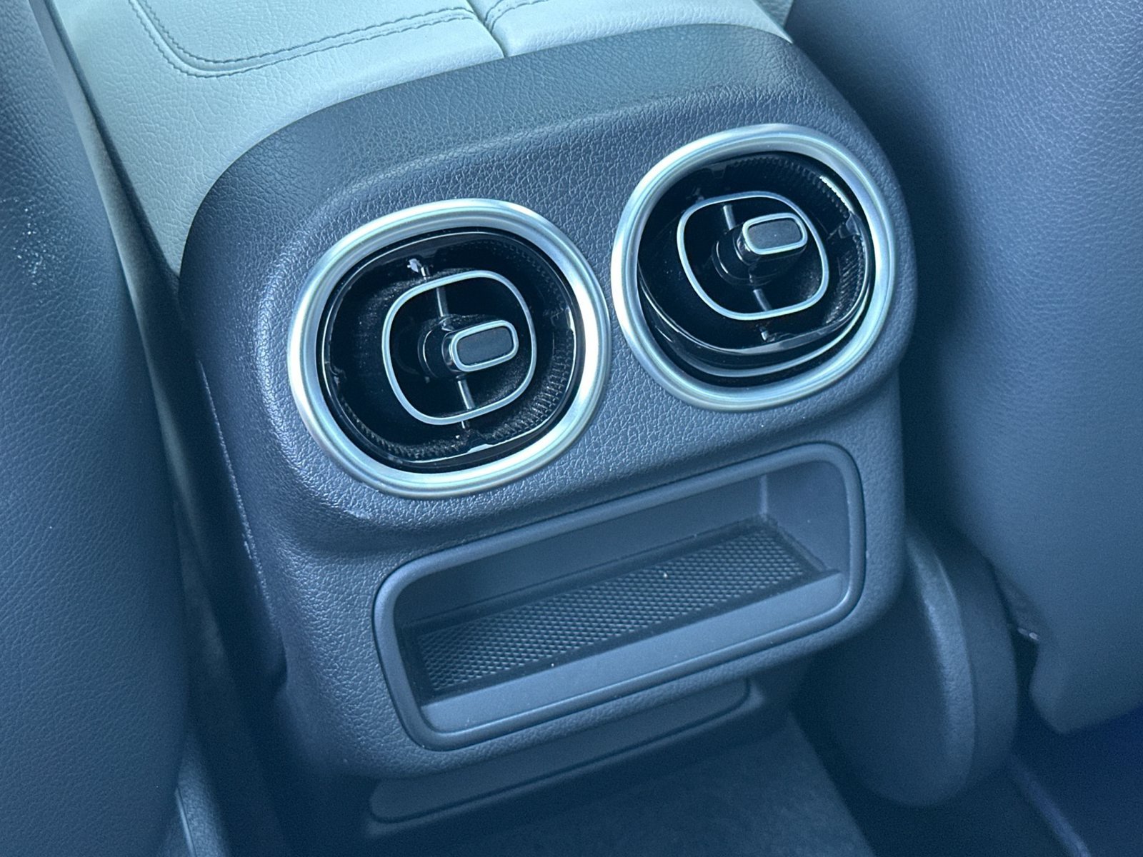 Certified 2023 Mercedes-Benz GLC 300 image 13