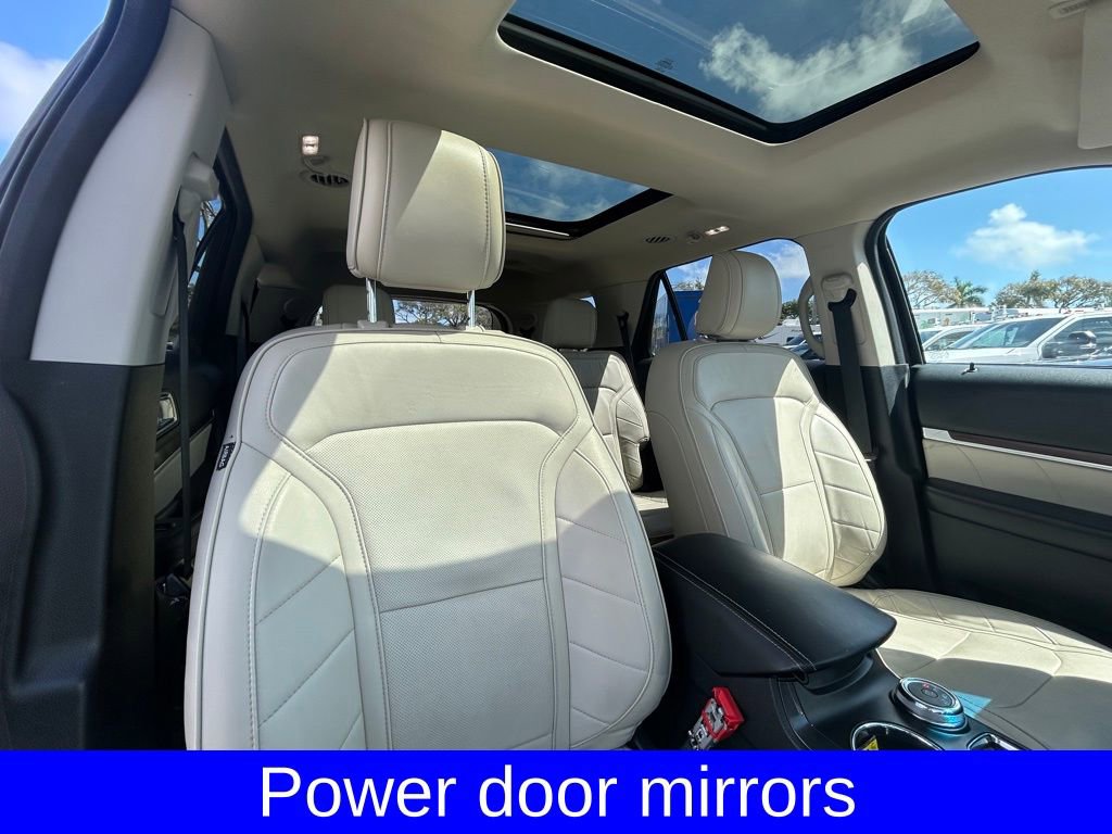 Used 2019 Ford Explorer Limited w/ Limited Luxury Package image 30
