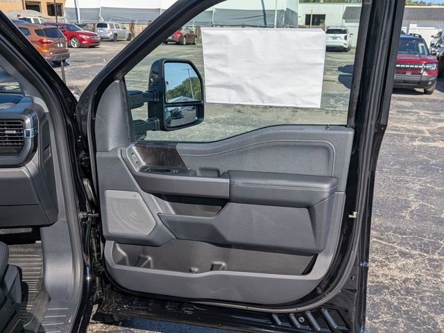 New 2026 Ford F250 Lariat w/ FX4 Off-Road Package image 21