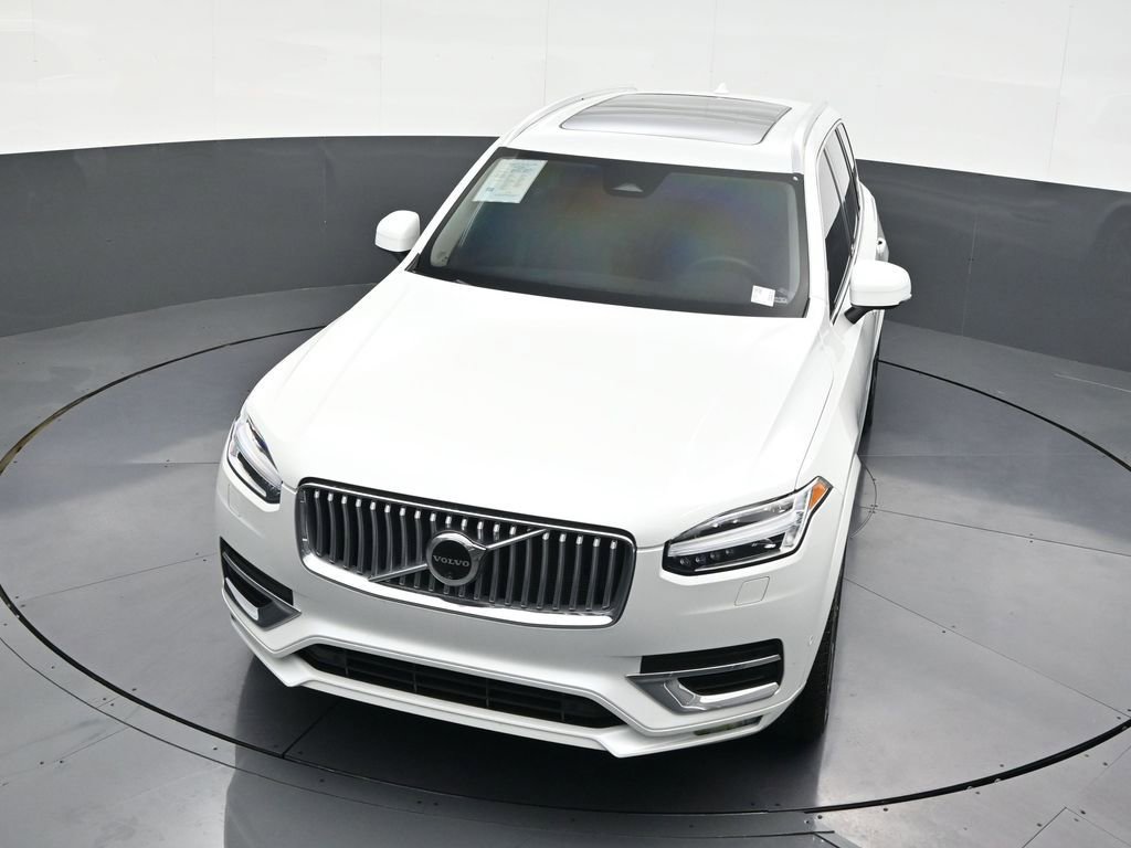 Certified 2024 Volvo XC90 B5 Plus image 27