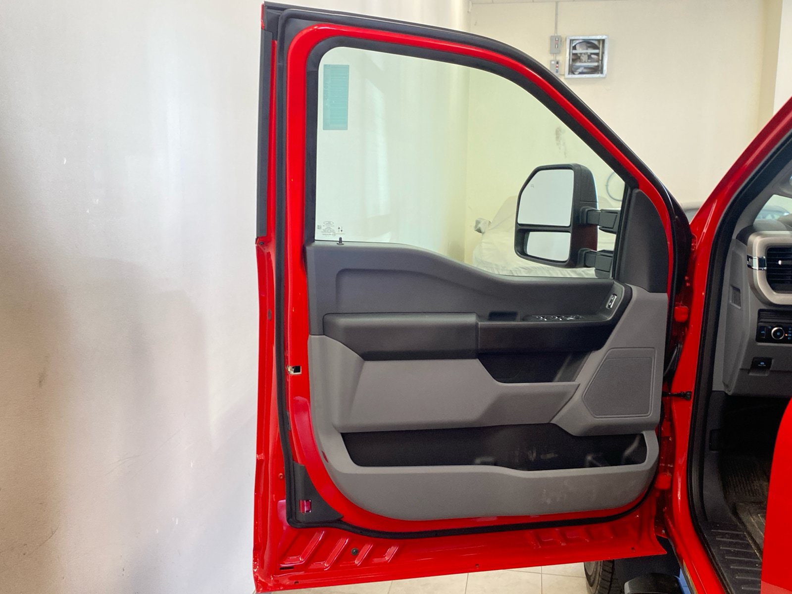 New 2026 Ford F550 4x4 Supercab Super Duty image 12