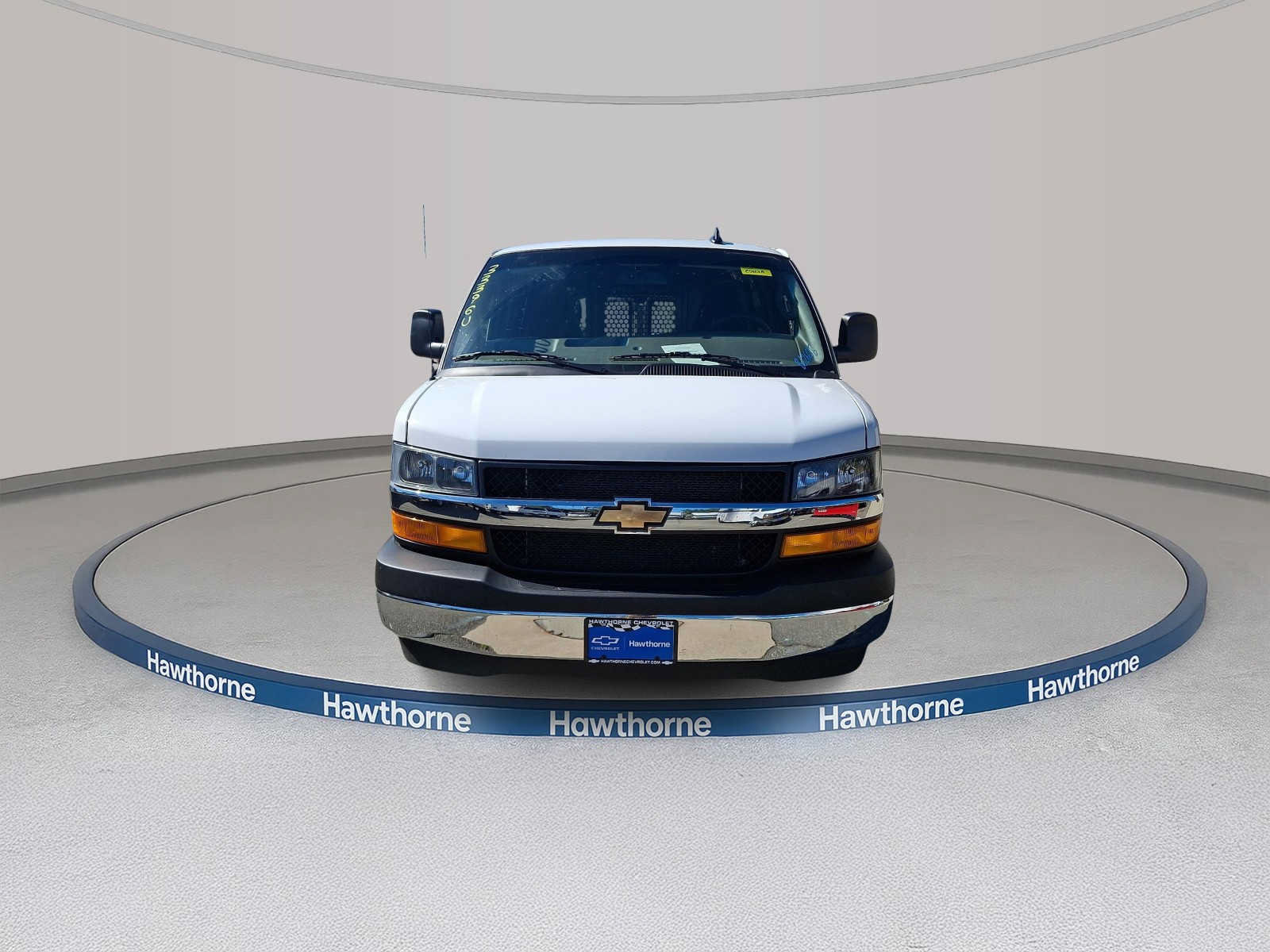 Used 2025 Chevrolet Express 2500 w/ Driver Convenience Package RWD image 2