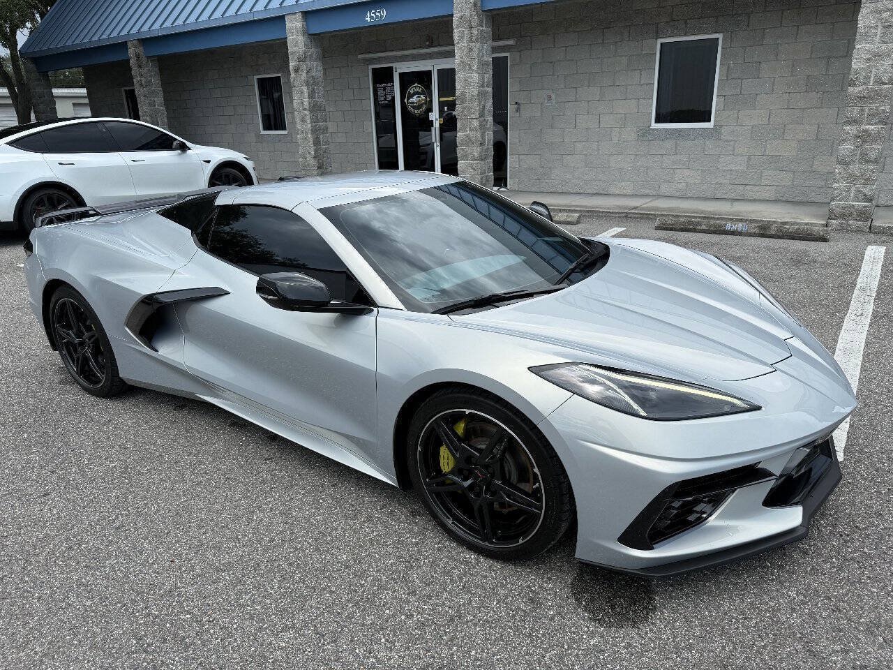 Used 2021 Chevrolet Corvette Stingray Premium Conv w/ Z51 Performance Package RWD image 11