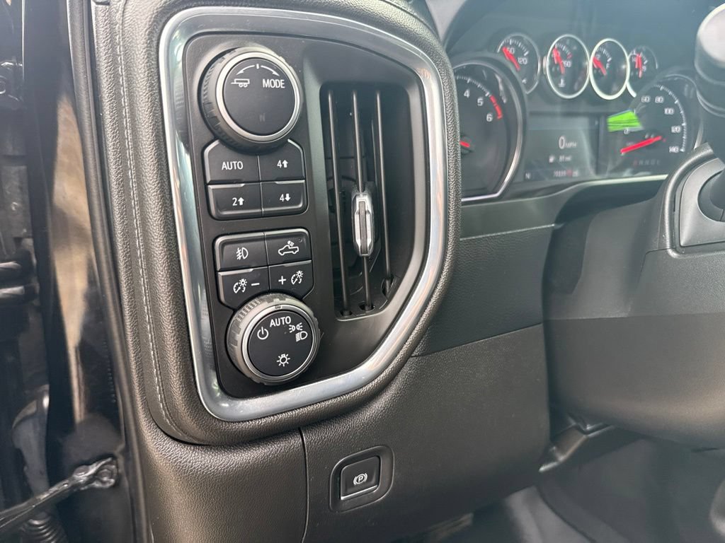 Used 2022 Chevrolet Silverado 1500 RST w/ Z71 Off-Road Package AWD/4WD image 19