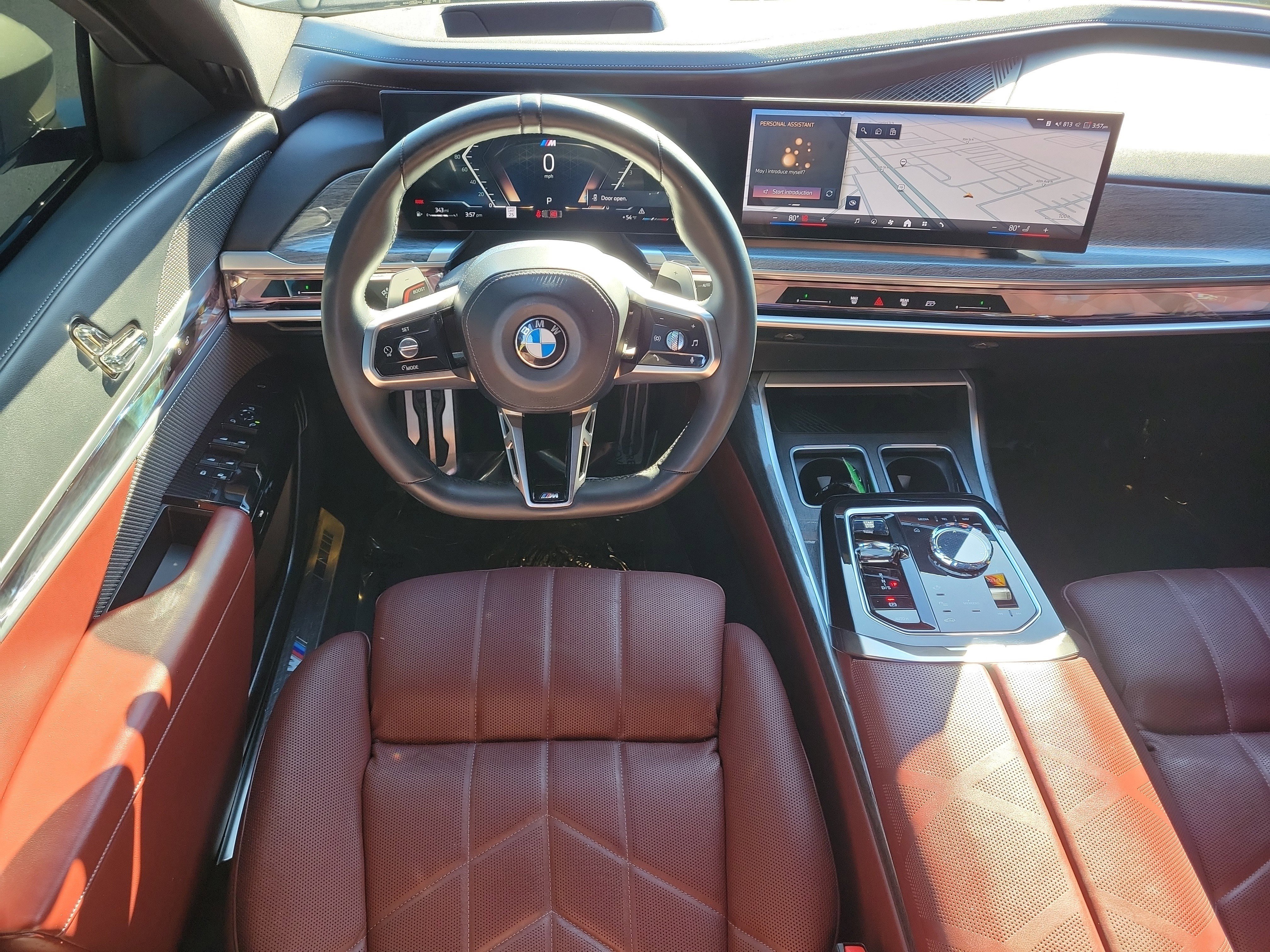 Used 2023 BMW 740i image 14