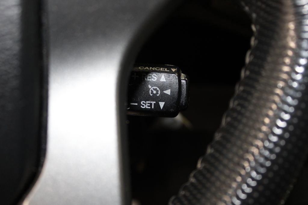 Used 2014 Toyota Tacoma 2WD Double Cab image 34