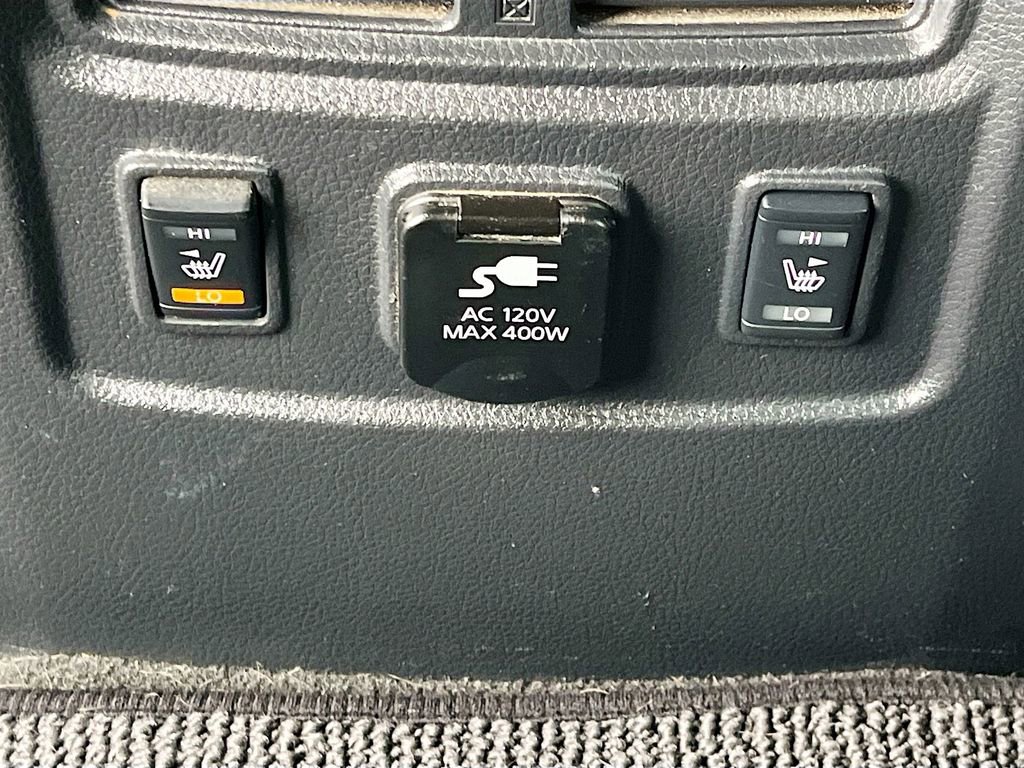 Used 2018 Nissan Titan PRO-4X w/ Pro-4x Convenience Package image 25