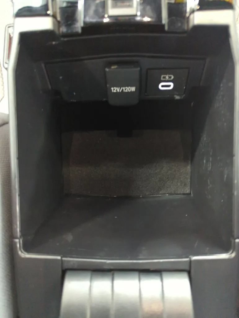 Used 2024 Toyota Corolla SE FWD image 32
