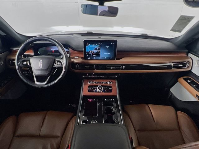 Used 2023 Lincoln Aviator Reserve w/ Equipment Group 201A image 27