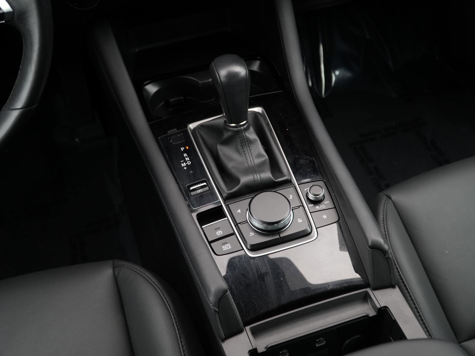 Used 2024 MAZDA MAZDA3 s image 26