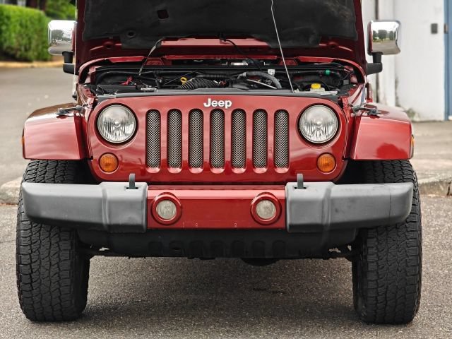 Used 2009 Jeep Wrangler Unlimited Sahara w/ Trailer Tow Group AWD/4WD image 43