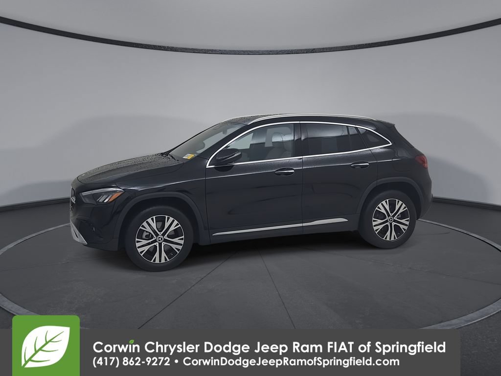 Used 2025 Mercedes-Benz GLA 250 4MATIC image 8