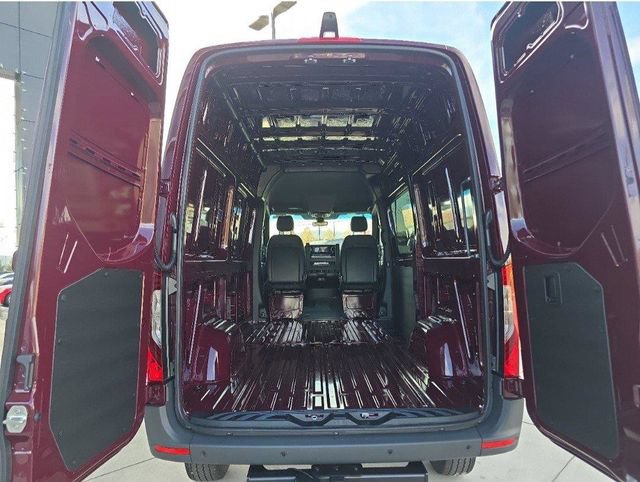 New 2026 Mercedes-Benz Sprinter 2500 image 10