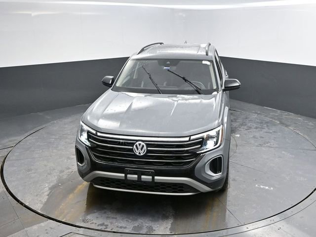 Used 2024 Volkswagen Atlas Peak Edition SEL image 34