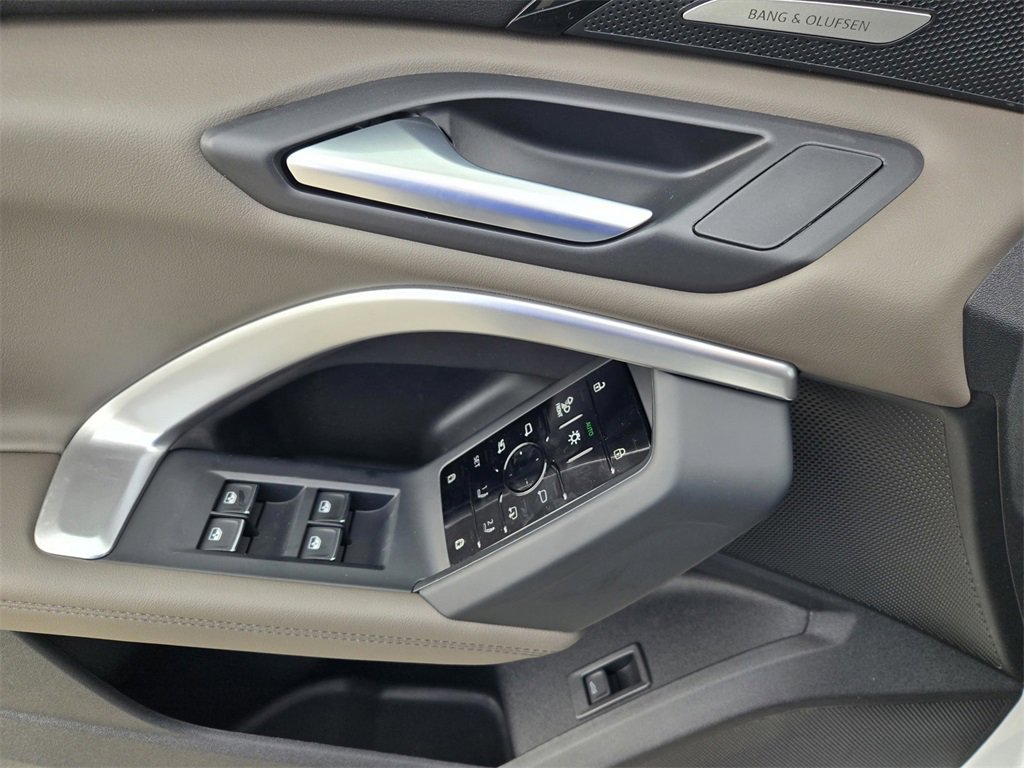 New 2025 Audi Q5 2.0T Premium Plus image 18