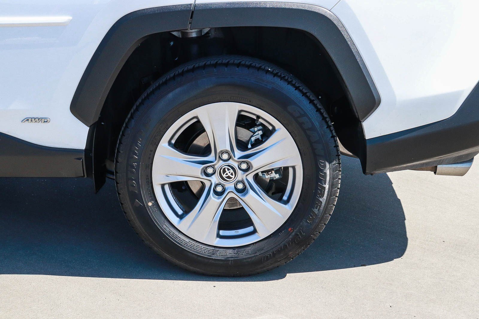 Certified 2023 Toyota RAV4 LE AWD/4WD image 9