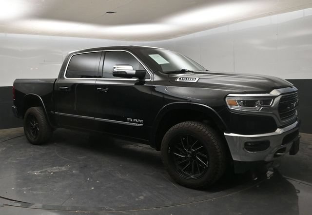 Used 2024 RAM 1500 Limited AWD/4WD image 2