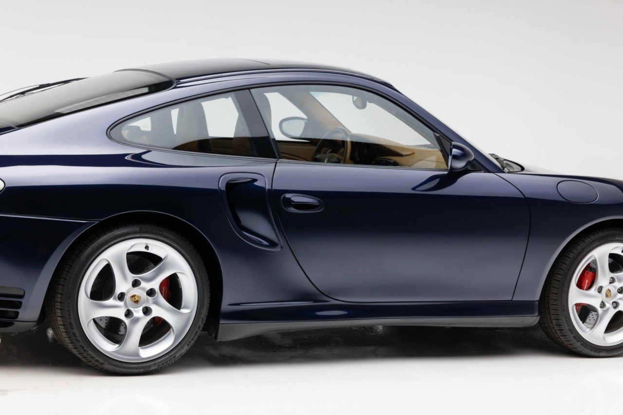 Used 2001 Porsche 911 Turbo AWD/4WD image 35
