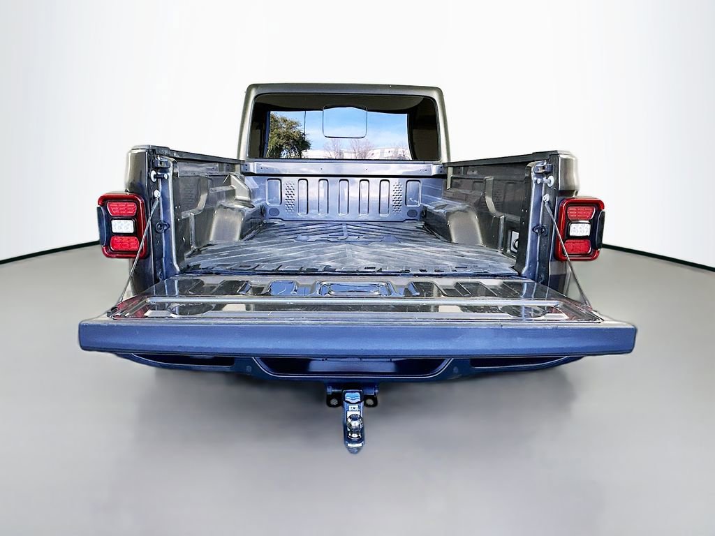 Used 2024 Jeep Gladiator Willys image 25